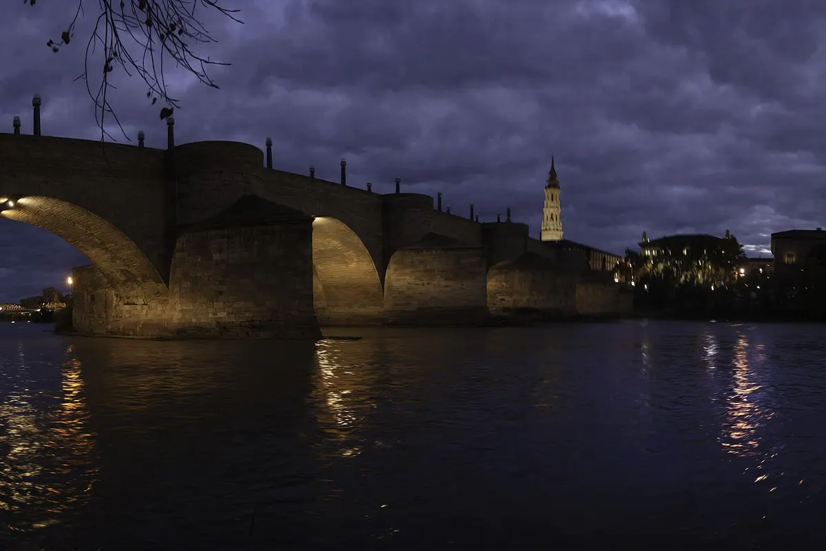 El Pilar y el puente de Piedra, Zaragoza